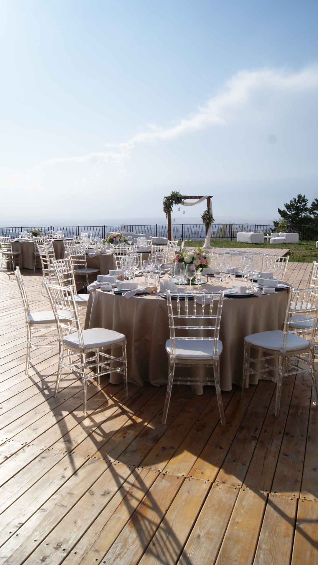 Gala Catering-ը ստեղծվել է սիրով դեպի համեղ ու գեղեցիկ մատուցված սնունդը։